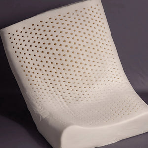 Detalhe da superfície do LatexCloud com furos de ventilação no látex