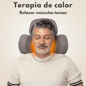 Homem de olhos fechados usando o NeckCalm™, com destaque da função aquecimento nas laterais do pescoço